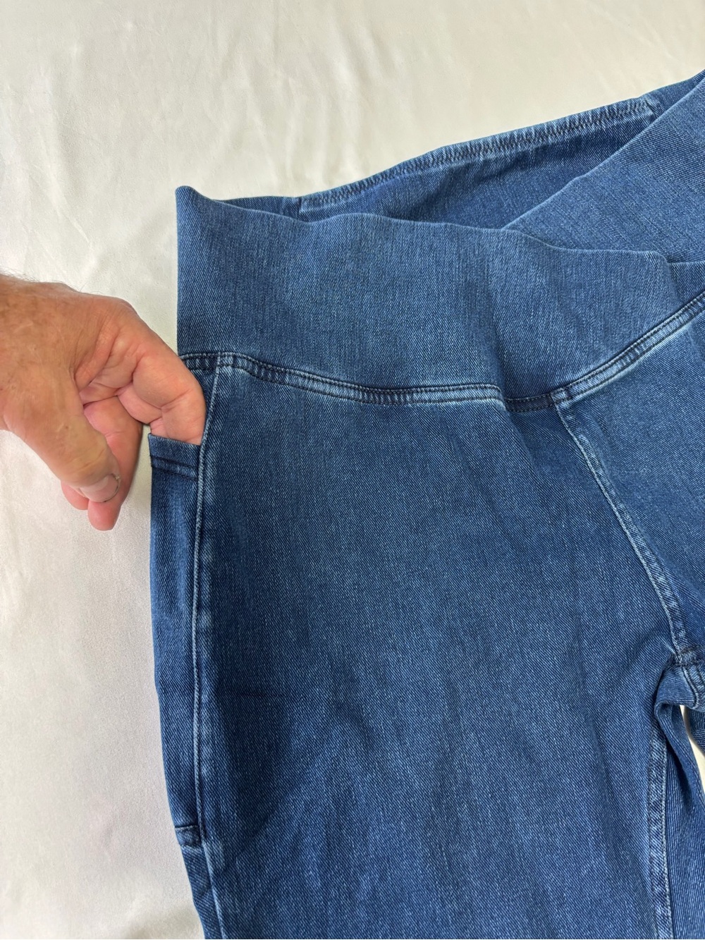 HALARA Women's Straight Leg Jeans in Dark Blue - Picture 7 of 11